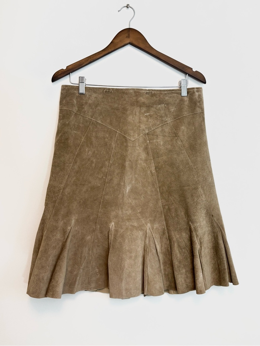 Anthropologie June Putty Suede Leather Skirt with Delicate Floral Lining